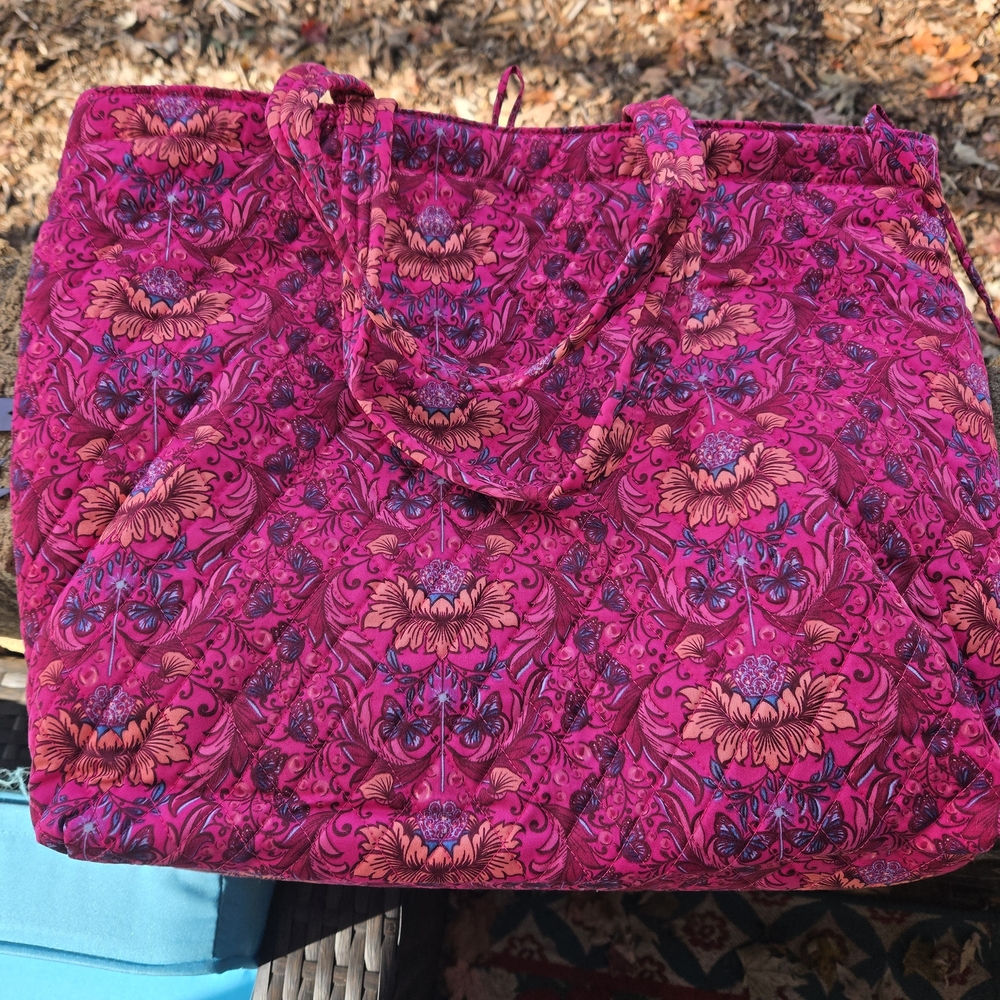Vera Bradley Wicked Large Tote Pink